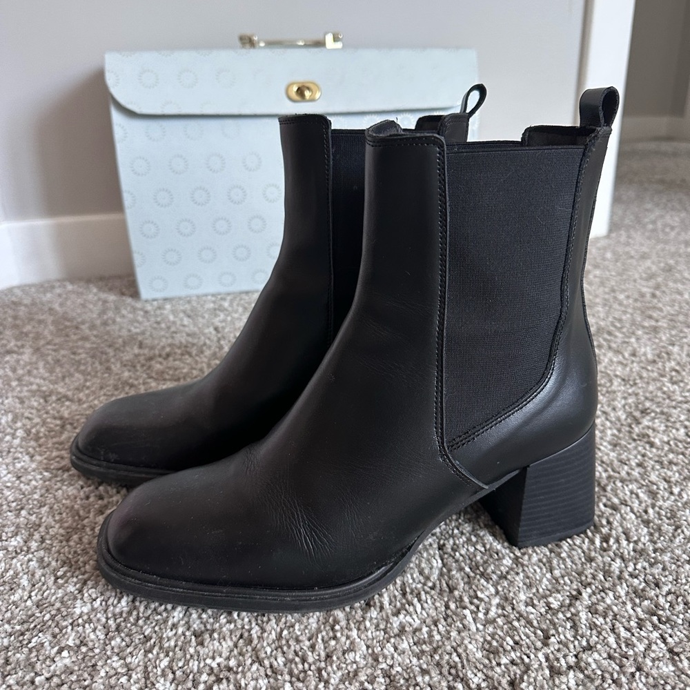 Made in Spain. Quality black boots. Size 9